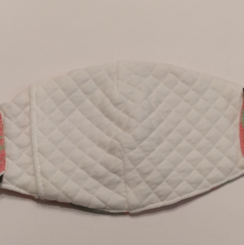 Red/White Face Mask - Picture 6 of 6